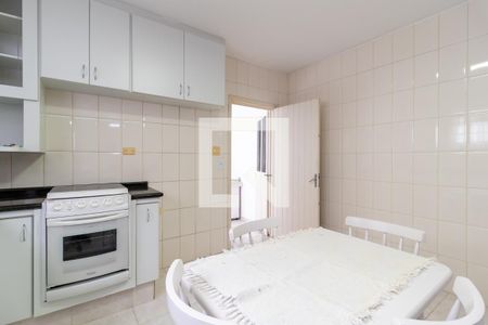 Casa à venda com 214m², 3 quartos e 5 vagasCozinha