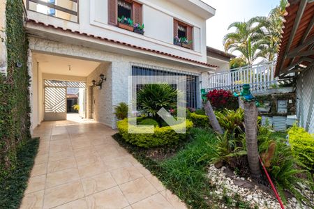 Casa à venda com 214m², 3 quartos e 5 vagasGaragem e Jardim