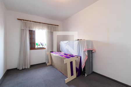 Casa à venda com 214m², 3 quartos e 5 vagasQuarto 2