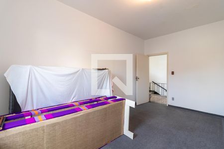 Casa à venda com 214m², 3 quartos e 5 vagasQuarto 2