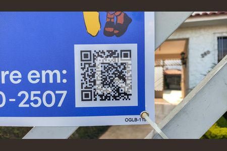 Casa à venda com 214m², 3 quartos e 5 vagasFachada