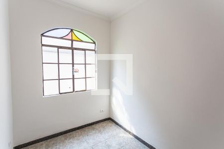 Casa à venda com 350m², 4 quartos e 4 vagas Casa à venda com 350m², 4 quartos e 4 vagasQuarto 4