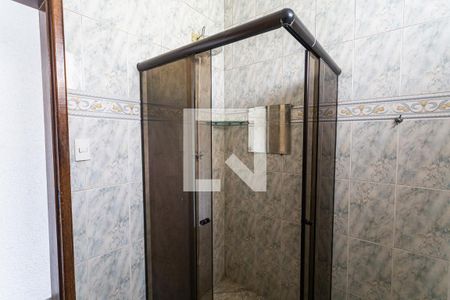 Casa à venda com 350m², 4 quartos e 4 vagas Casa à venda com 350m², 4 quartos e 4 vagasBanheiro Social