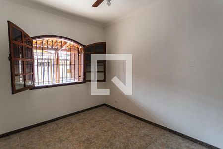 Casa à venda com 350m², 4 quartos e 4 vagas Casa à venda com 350m², 4 quartos e 4 vagasQuarto 2