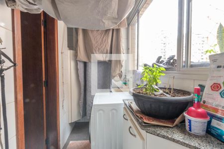 Apartamento para alugar com 98m², 3 quartos e 2 vagas Apartamento para alugar com 98m², 3 quartos e 2 vagasÁrea de Serviço