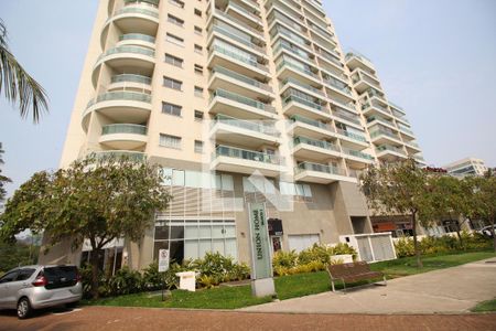 Apartamento para alugar com 82m², 2 quartos e 1 vagaFachada