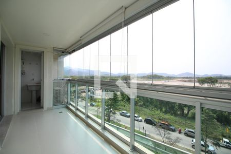 Varanda de apartamento para alugar com 2 quartos, 82m² em Barra Olímpica, Rio de Janeiro