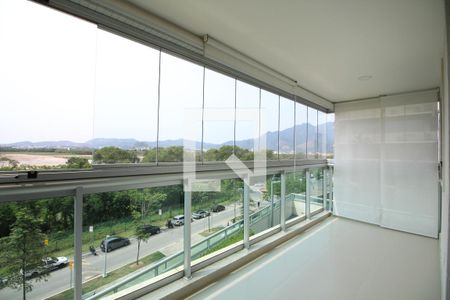 Varanda de apartamento para alugar com 2 quartos, 82m² em Barra Olímpica, Rio de Janeiro