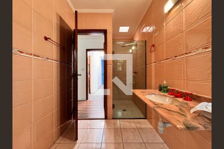 Casa à venda com 187m², 3 quartos e 4 vagas Casa à venda com 187m², 3 quartos e 4 vagasBanheiro da Suíte