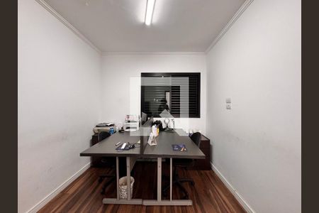 Casa à venda com 187m², 3 quartos e 4 vagas Casa à venda com 187m², 3 quartos e 4 vagasQuarto 2