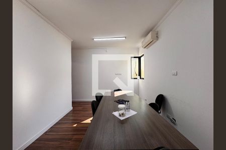 Casa à venda com 187m², 3 quartos e 4 vagas Casa à venda com 187m², 3 quartos e 4 vagasQuarto 1