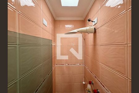 Casa à venda com 187m², 3 quartos e 4 vagas Casa à venda com 187m², 3 quartos e 4 vagasBanheiro da Suíte