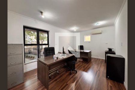 Casa à venda com 187m², 3 quartos e 4 vagas Casa à venda com 187m², 3 quartos e 4 vagasSuite