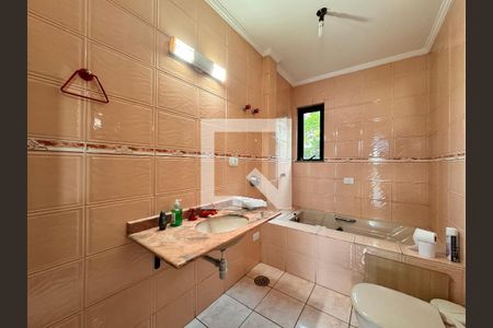 Casa à venda com 187m², 3 quartos e 4 vagas Casa à venda com 187m², 3 quartos e 4 vagasBanheiro da Suíte