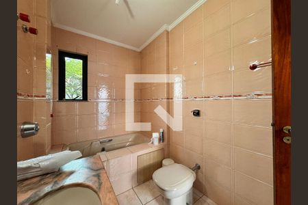 Casa à venda com 187m², 3 quartos e 4 vagas Casa à venda com 187m², 3 quartos e 4 vagasBanheiro da Suíte