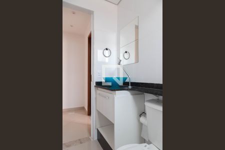 Banheiro de apartamento para alugar com 2 quartos, 45m² em Ponte Grande, Guarulhos