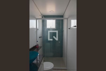 Banheiro de apartamento para alugar com 2 quartos, 45m² em Ponte Grande, Guarulhos