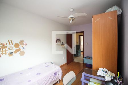 Casa à venda com 198m², 4 quartos e 2 vagas Casa à venda com 198m², 4 quartos e 2 vagasQuarto 2