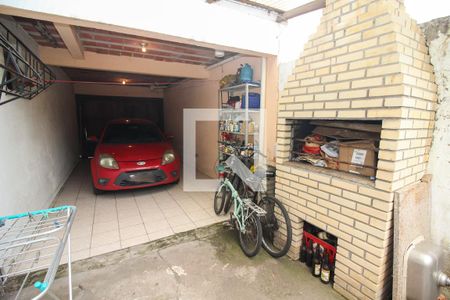 Casa à venda com 198m², 4 quartos e 2 vagas Casa à venda com 198m², 4 quartos e 2 vagasGaragem