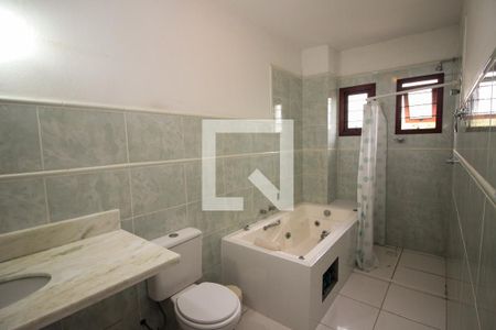 Casa à venda com 198m², 4 quartos e 2 vagas Casa à venda com 198m², 4 quartos e 2 vagasBanheiro da Suíte