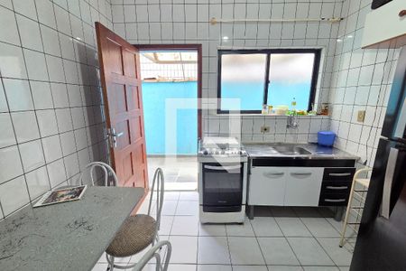 Cozinha de apartamento para alugar com 1 quarto, 68m² em Aviação, Praia Grande