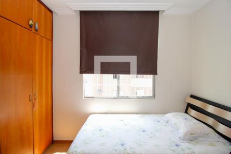 Apartamento à venda com 65m², 3 quartos e 1 vagaQuarto 2