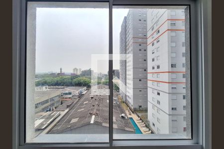 Vista Sala/Cozinha de apartamento para alugar com 1 quarto, 24m² em Água Branca, São Paulo