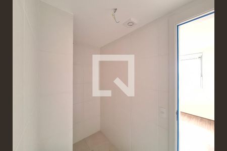 Banheiro de apartamento para alugar com 1 quarto, 24m² em Água Branca, São Paulo