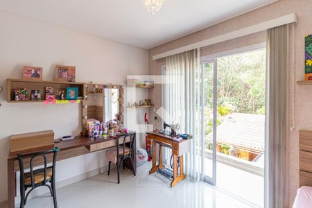 Casa à venda com 250m², 3 quartos e 4 vagas Casa à venda com 250m², 3 quartos e 4 vagasQuarto 2