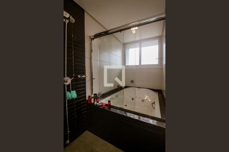 Casa à venda com 155m², 3 quartos e 2 vagas Casa à venda com 155m², 3 quartos e 2 vagasSuíte