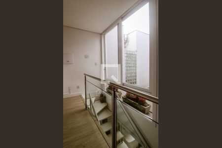 Casa à venda com 155m², 3 quartos e 2 vagas Casa à venda com 155m², 3 quartos e 2 vagasCorredor