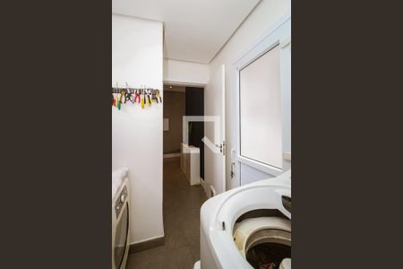 Casa à venda com 155m², 3 quartos e 2 vagas Casa à venda com 155m², 3 quartos e 2 vagasÁrea de Serviço