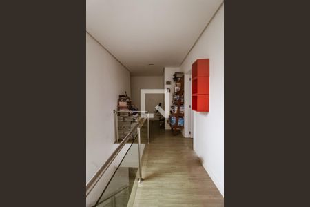 Casa à venda com 155m², 3 quartos e 2 vagas Casa à venda com 155m², 3 quartos e 2 vagasCorredor