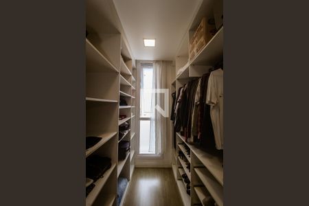 Casa à venda com 155m², 3 quartos e 2 vagas Casa à venda com 155m², 3 quartos e 2 vagasCloset