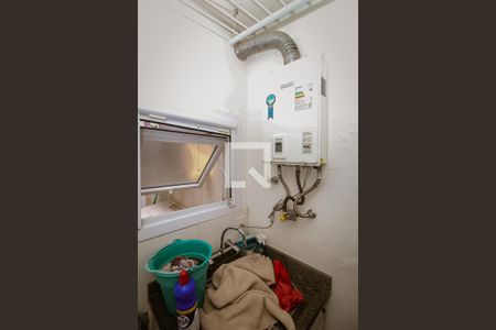 Casa à venda com 155m², 3 quartos e 2 vagas Casa à venda com 155m², 3 quartos e 2 vagasÁrea de Serviço