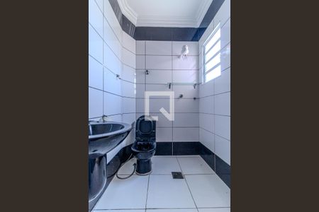 Banheiro de kitnet/studio para alugar com 1 quarto, 50m² em Campos Elíseos, São Paulo