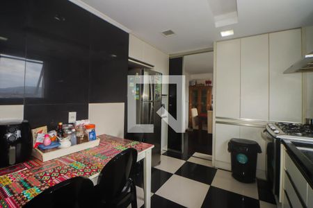 Cozinha de apartamento à venda com 7 quartos, 467m² em Petrópolis, Porto Alegre