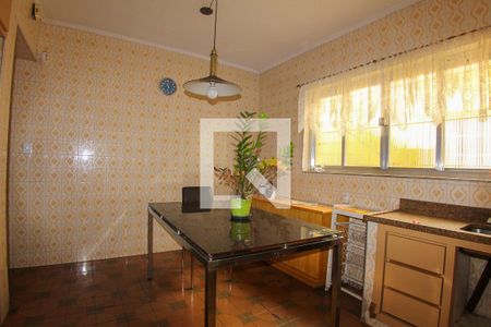 Casa para alugar com 200m², 4 quartos e 2 vagasCozinha