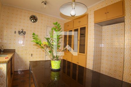 Casa para alugar com 200m², 4 quartos e 2 vagasCozinha