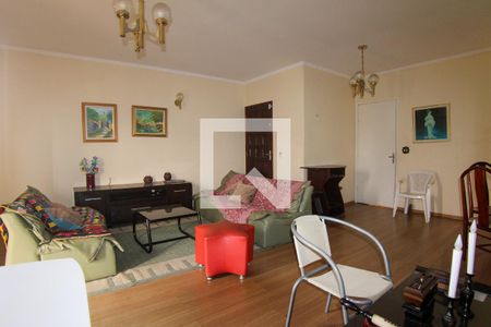 Casa para alugar com 200m², 4 quartos e 2 vagasQuarto 3/Sala