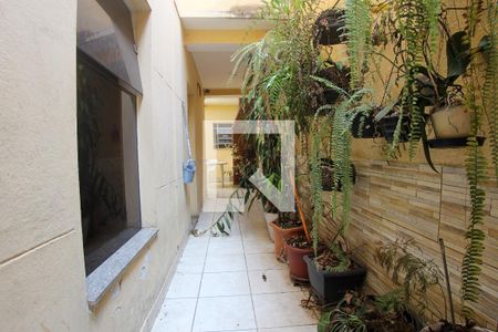 Casa para alugar com 200m², 4 quartos e 2 vagasCorredor