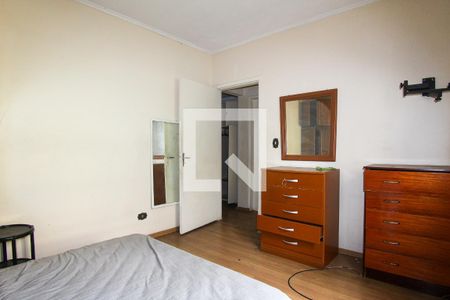 Quarto 1 de casa para alugar com 4 quartos, 200m² em Vila Nova Pauliceia, São Paulo