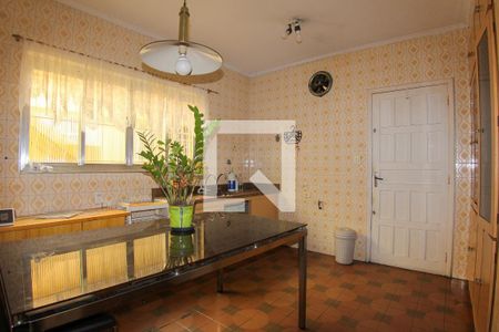 Casa para alugar com 200m², 4 quartos e 2 vagasCozinha