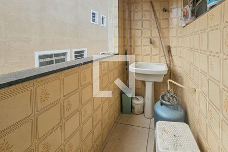 Área de serviço de apartamento para alugar com 1 quarto, 60m² em Enseada, Guarujá