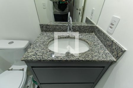 Banheiro de apartamento para alugar com 1 quarto, 29m² em Quarta Parada, São Paulo