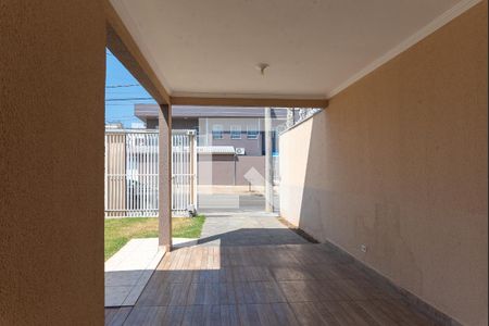 Casa à venda com 138m², 3 quartos e 2 vagas Casa à venda com 138m², 3 quartos e 2 vagasGaragem