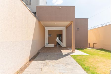 Casa à venda com 138m², 3 quartos e 2 vagas Casa à venda com 138m², 3 quartos e 2 vagasGaragem
