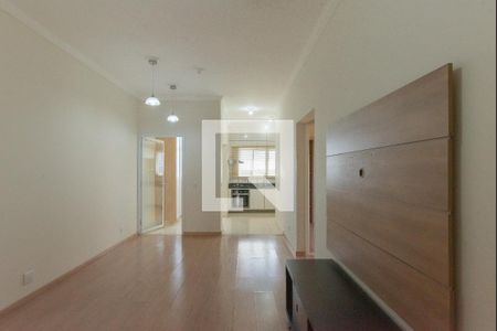 Casa à venda com 138m², 3 quartos e 2 vagas Casa à venda com 138m², 3 quartos e 2 vagasSala
