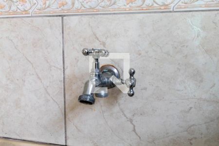 Casa à venda com 240m², 3 quartos e 3 vagas Casa à venda com 240m², 3 quartos e 3 vagasLavanderia (Torneira)