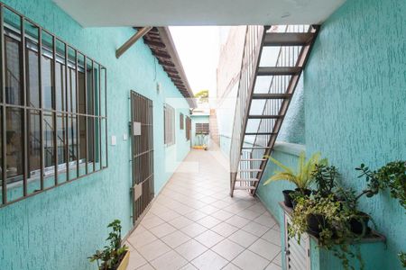 Casa à venda com 240m², 3 quartos e 3 vagas Casa à venda com 240m², 3 quartos e 3 vagasCorredor